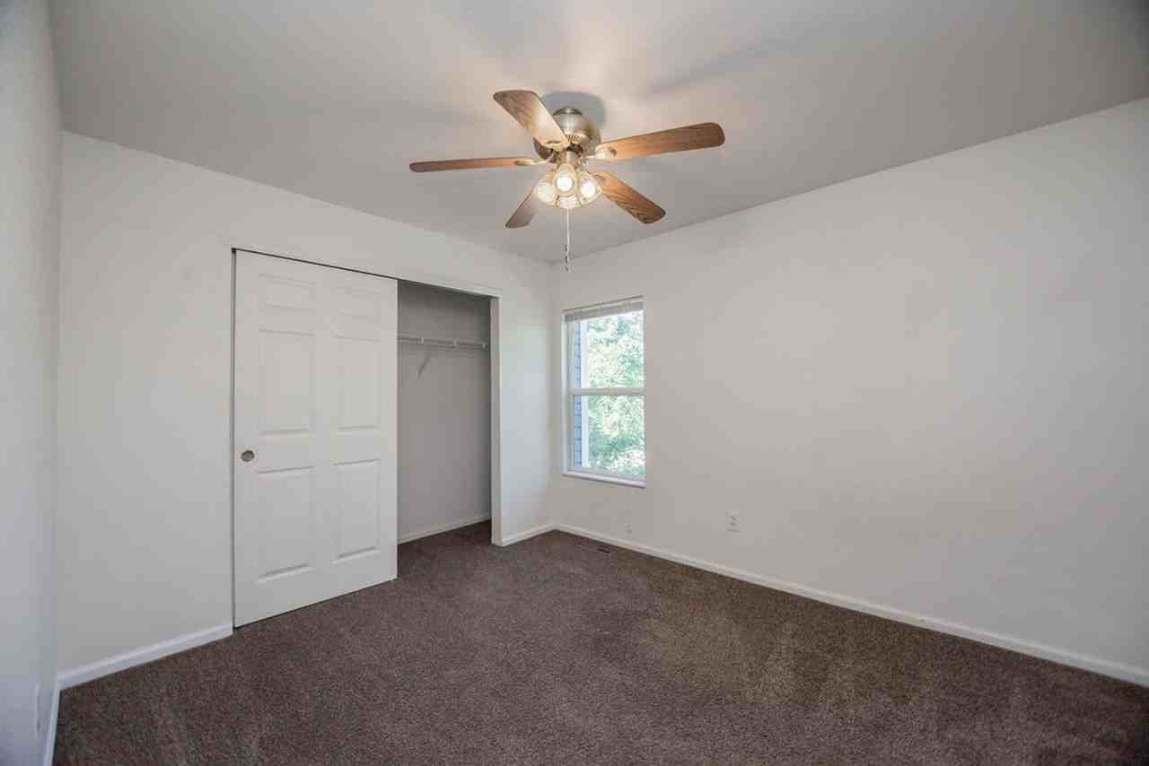 3415 Meadowlark Ave - Photo 2 of 22