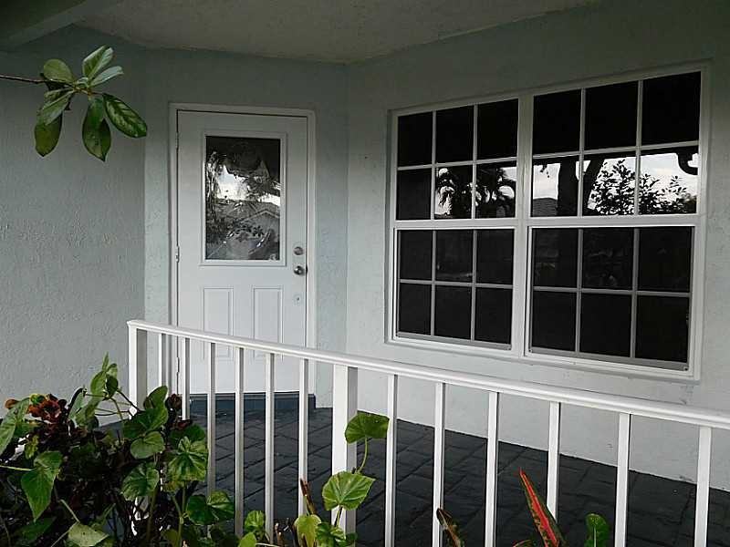 5333 Pine Circle - Photo 2 of 26