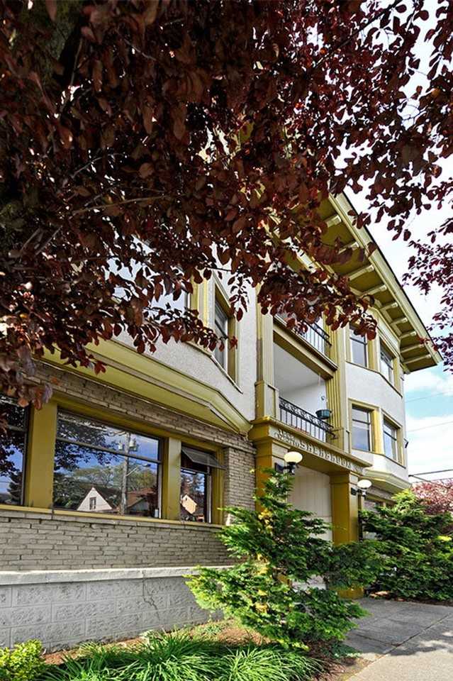 Sherbrook Apartments - Photo 3 of 5