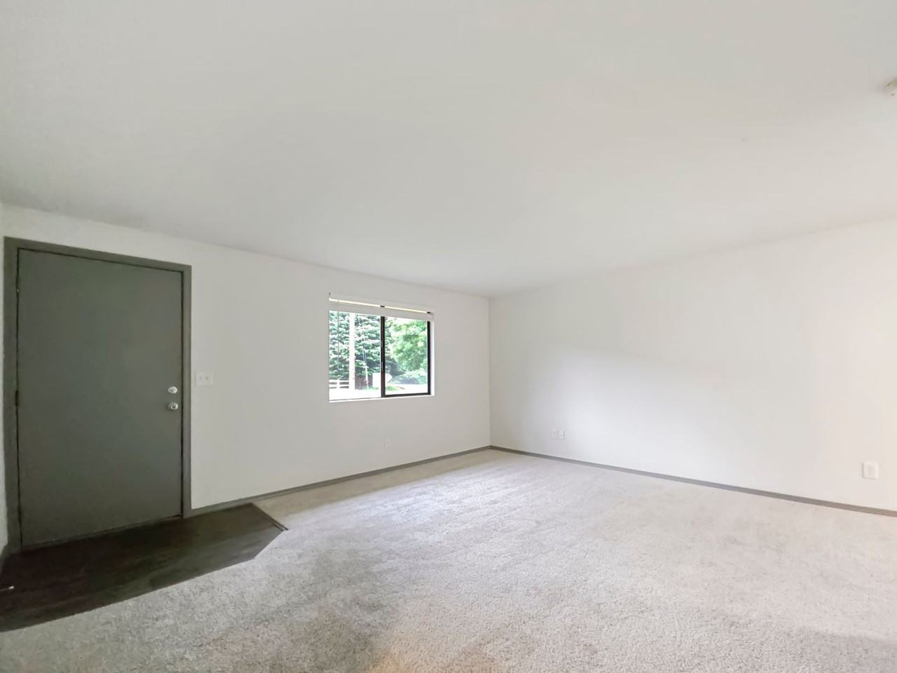 Bothell LK - Photo 2 of 10