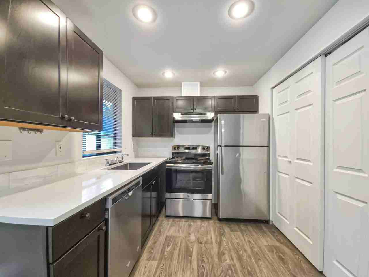 506 208th St Se - Photo 5 of 10