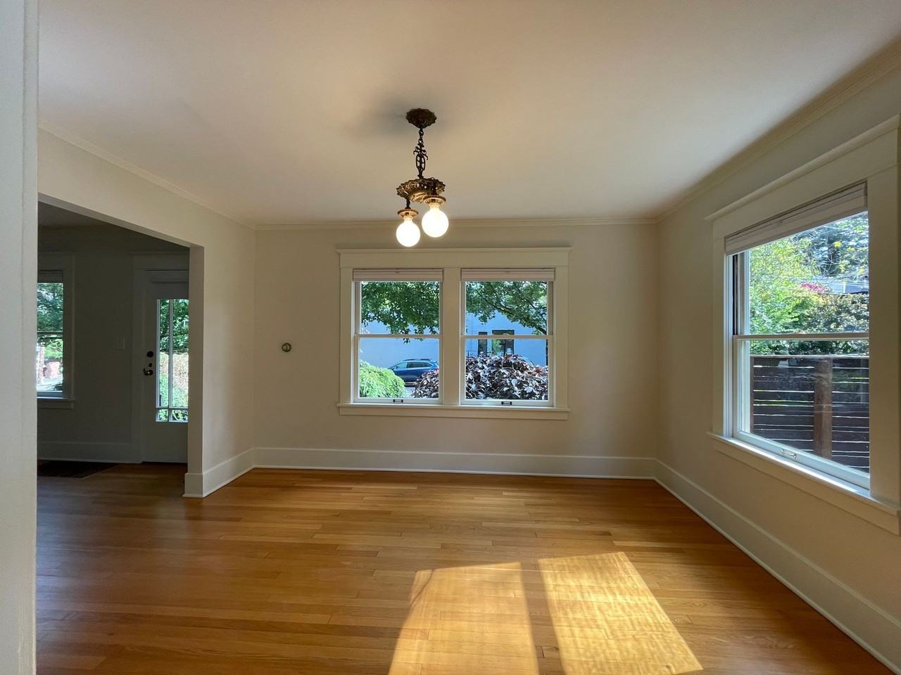 2409 Nw Raleigh St - Photo 6 of 50