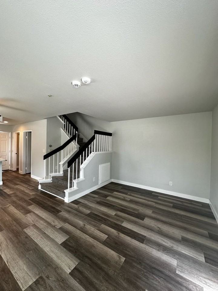 8901 Arlingdale Way - Photo 5 of 12