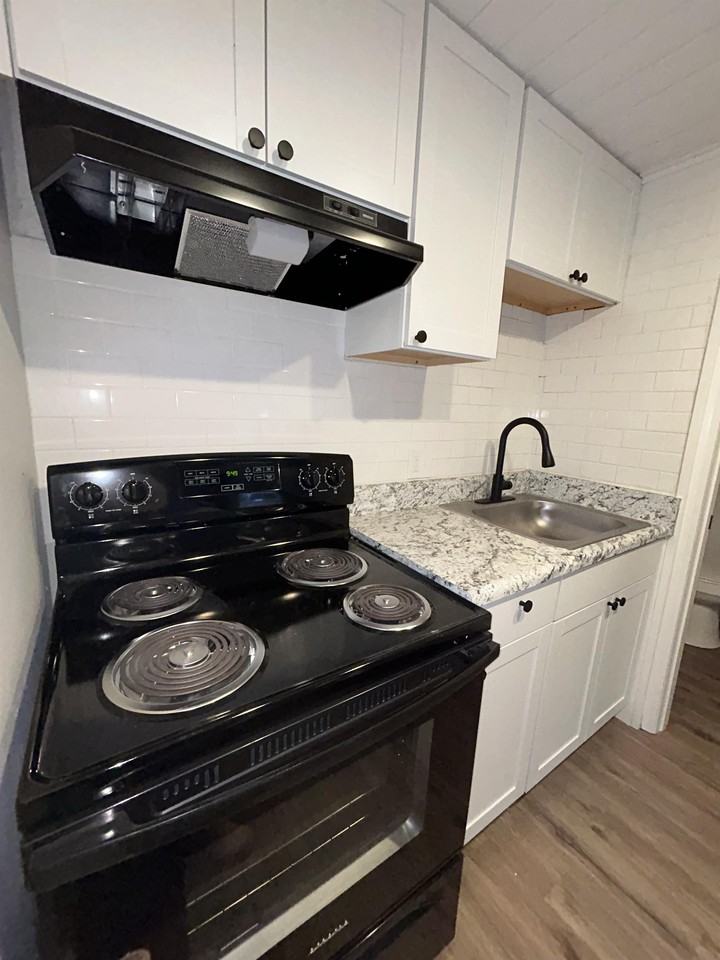 Bay Vista 29100 North Main Street - Photo 2 of 10