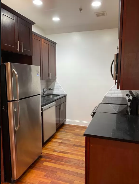 296 Willis Ave #2 - Photo 4 of 6