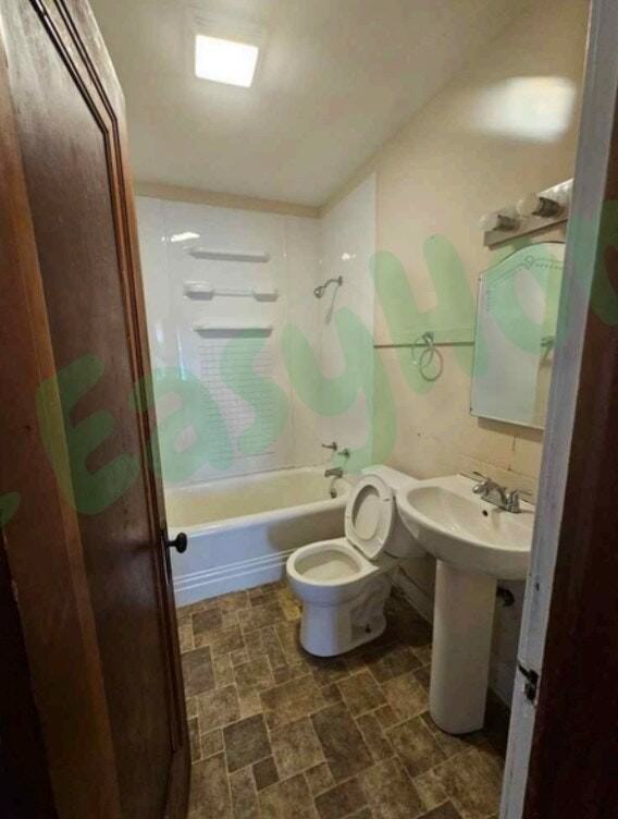 2116 West Proctor Street - Photo 3 of 7