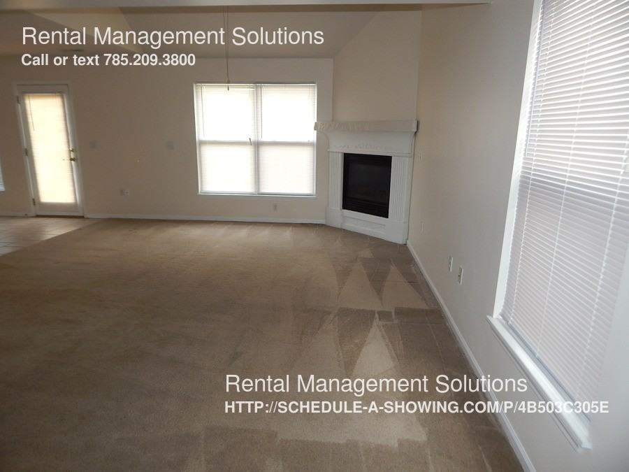 3624 SW Chelsea Dr #3624 - Photo 2 of 12