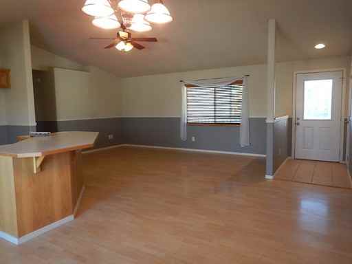 653 NW Nelson Ct - Photo 3 of 16