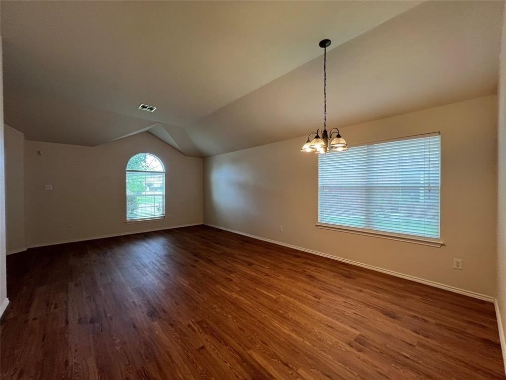 3413 Longhorn Trl - Photo 2 of 8