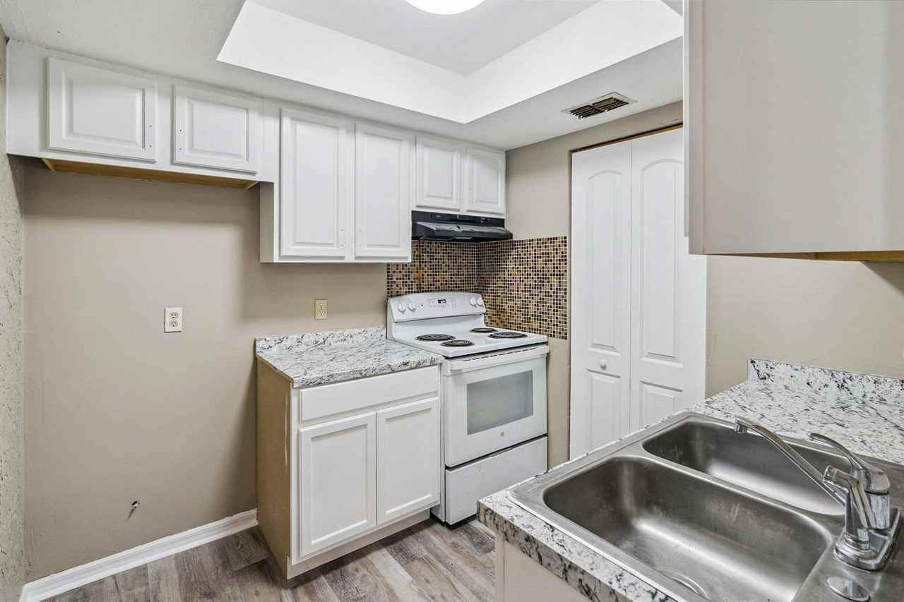 Sw 69th St - Photo 4 of 21