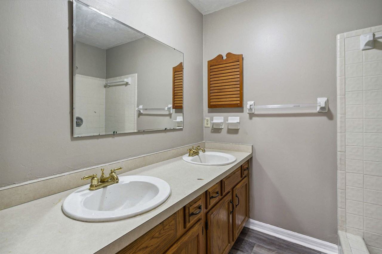 Sw 69th St - Photo 6 of 21
