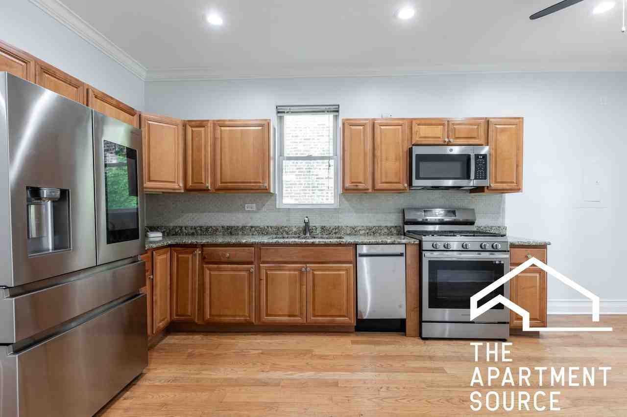 3703 W Belmont Ave #1 - Photo 3 of 20
