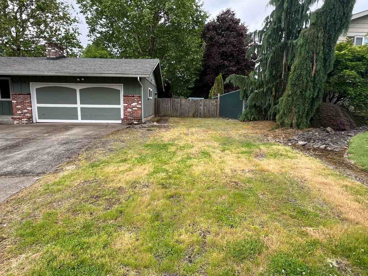 6958 Se Wilshire St - Photo 2 of 26