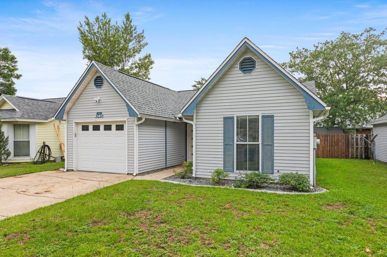 3030 Blue Pine Ln - Photo 3 of 32