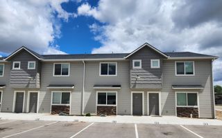featured image of 130 114,116 & 130 Ravenna Ln