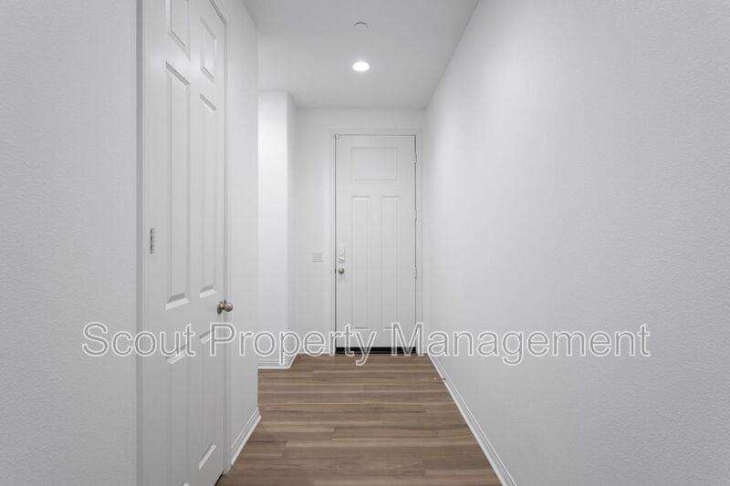 39598 Lupine Dr - Photo 2 of 29