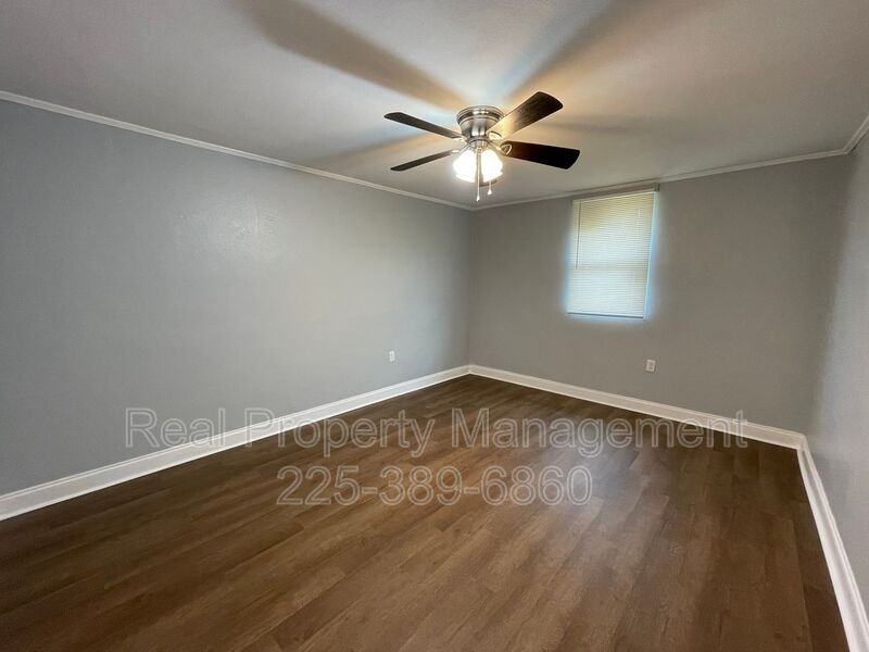 38294 Tammy Rd #2 - Photo 3 of 10