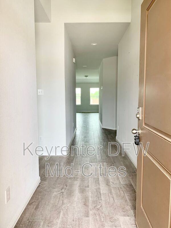 9001 High Stirrup Ln - Photo 2 of 20
