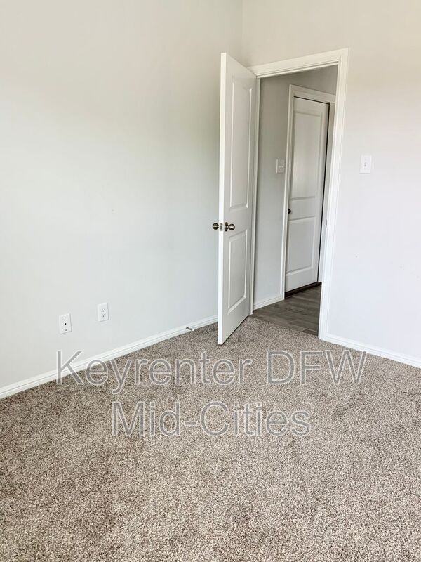 9001 High Stirrup Ln - Photo 6 of 20