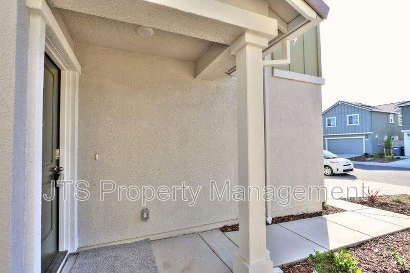 2097 Shady Tree Cir - Photo 4 of 50