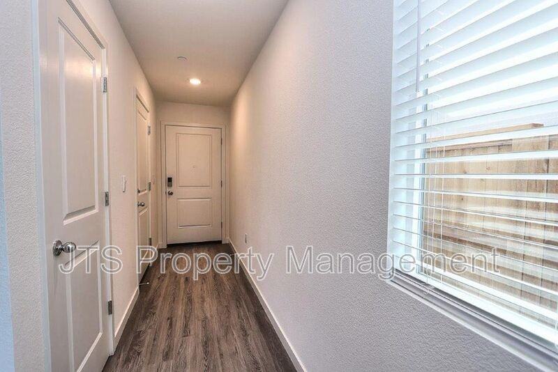 2097 Shady Tree Cir - Photo 5 of 50