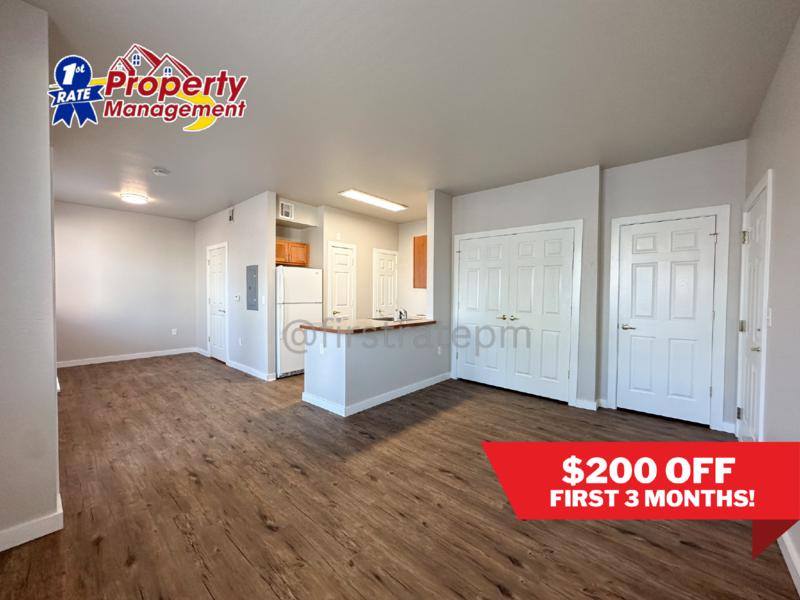 272 W Mallard Dr #104