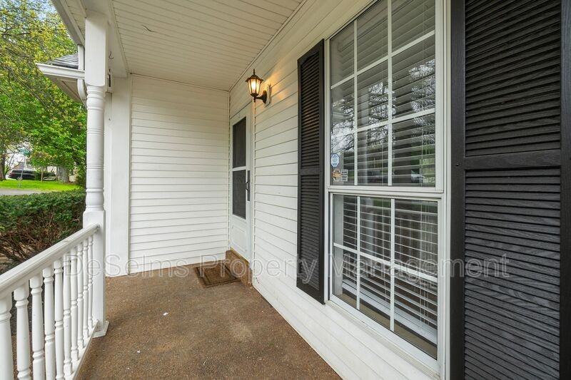 5800 Labrador Ln - Photo 2 of 47