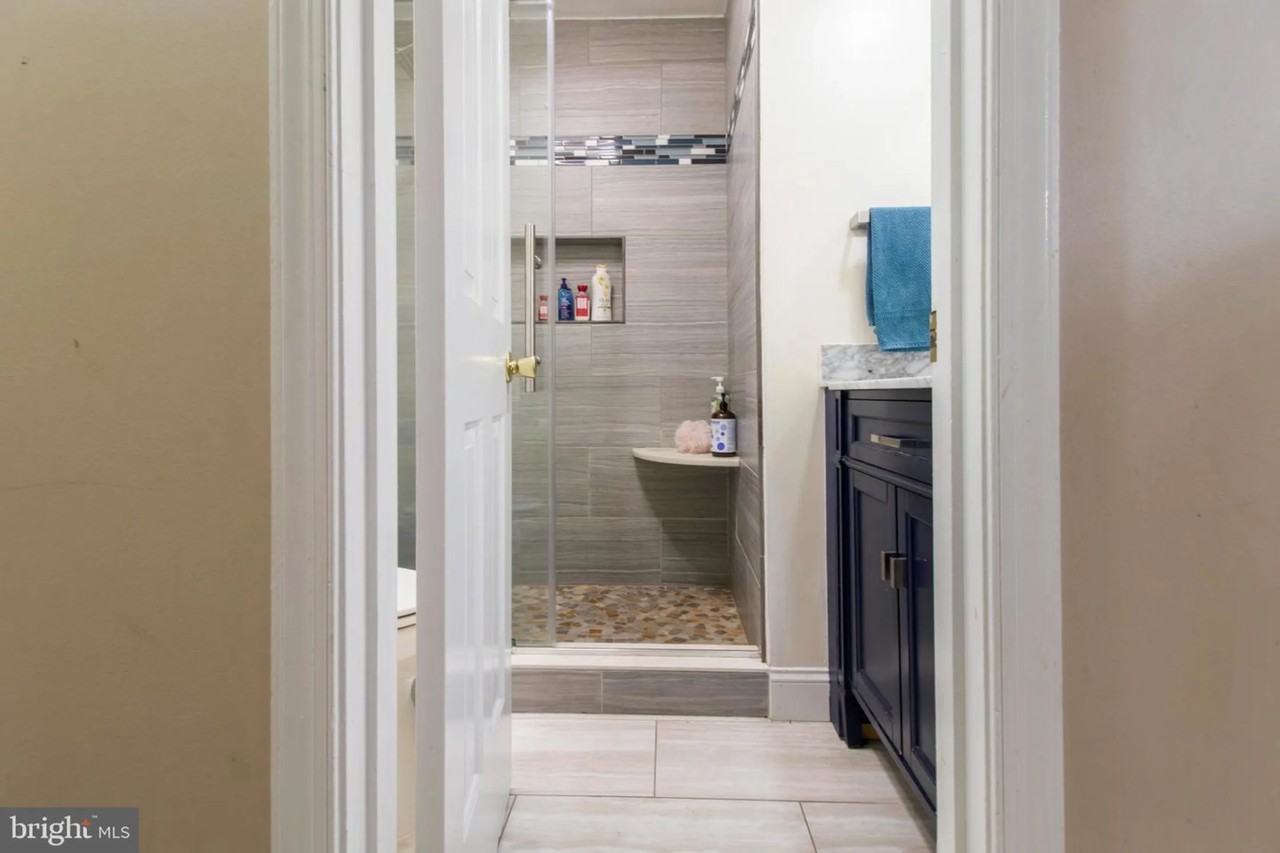 11320 Henderson Rd - Photo 3 of 50