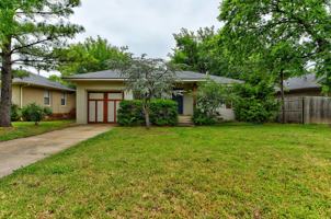 featured image of 1723 Churchill Way #1