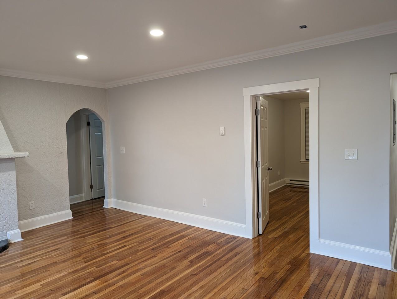 740 Winthrop Ave #9 - Photo 5 of 11