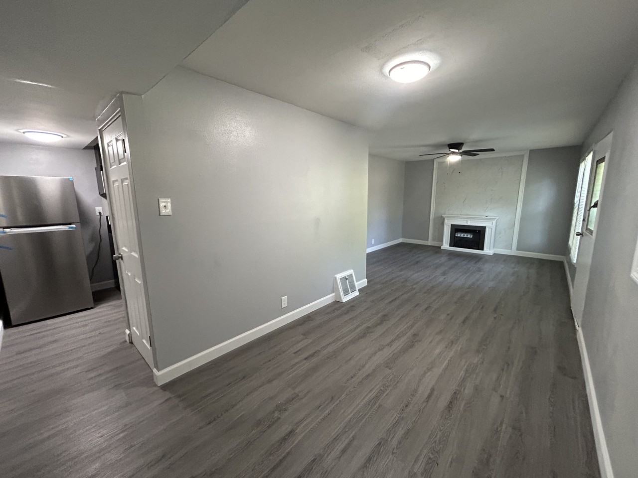 142 Ben Nevis Rd - Photo 4 of 15