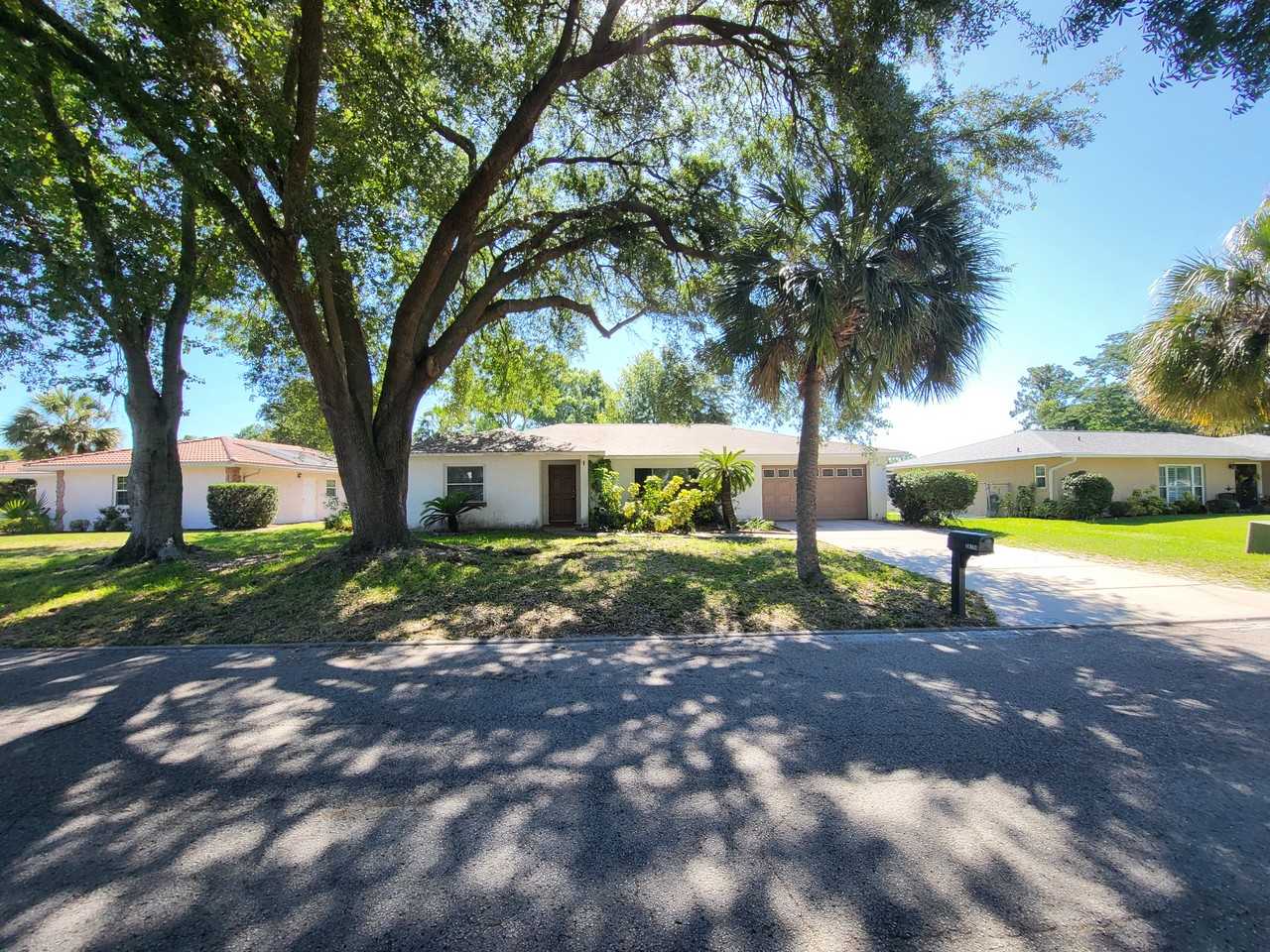 26794 Hickory Loop - Photo 2 of 36