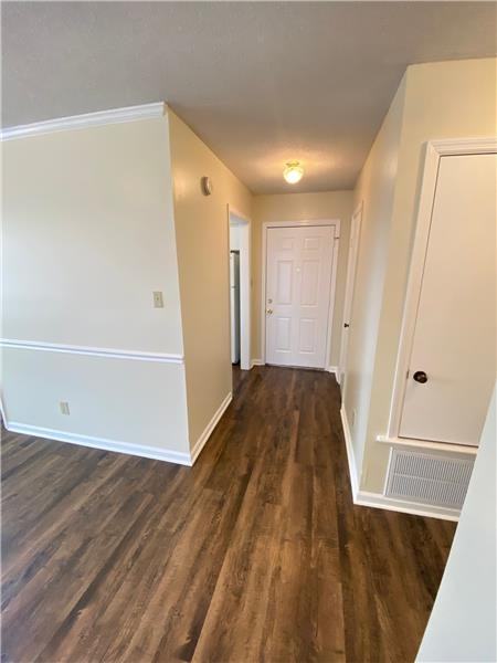 3 Peach Blossom Ct #B - Photo 2 of 18