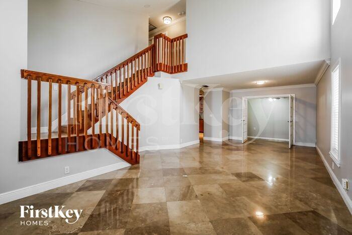 1151 Sw 107th Ter - Photo 3 of 16