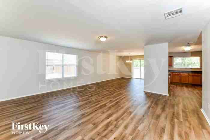 8036 Autumn Creek Trl - Photo 2 of 15