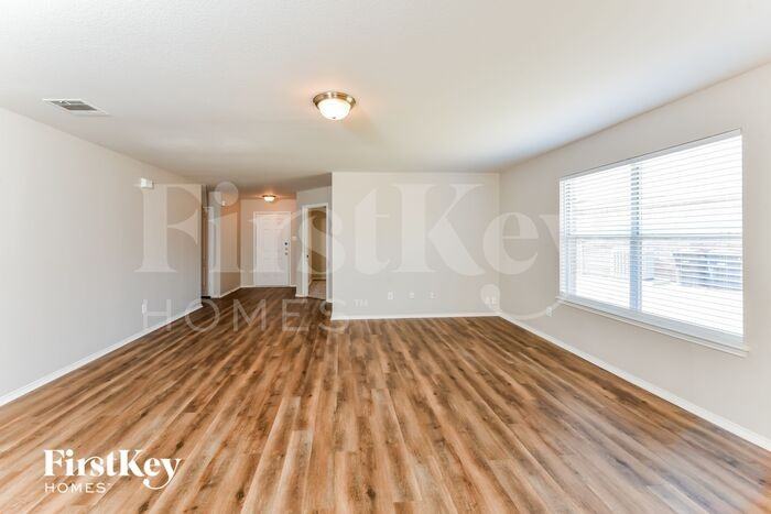 8036 Autumn Creek Trl - Photo 3 of 15