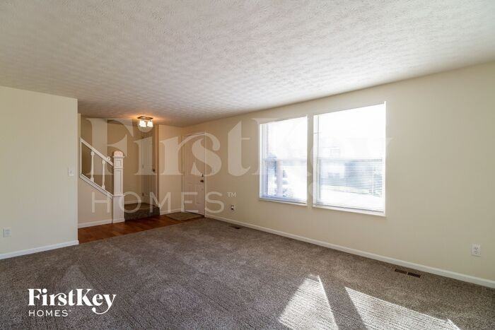 1398 Gumbert Dr - Photo 3 of 15