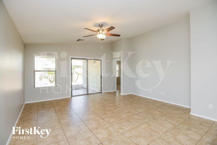 18582 W Vogel Ave - Photo 2 of 15