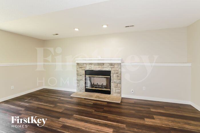 1424 Nw 63rd St - Photo 2 of 16