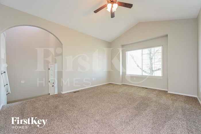 646 Alta St - Photo 2 of 16