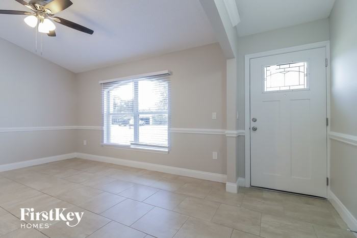 6633 Emil Ave - Photo 2 of 15