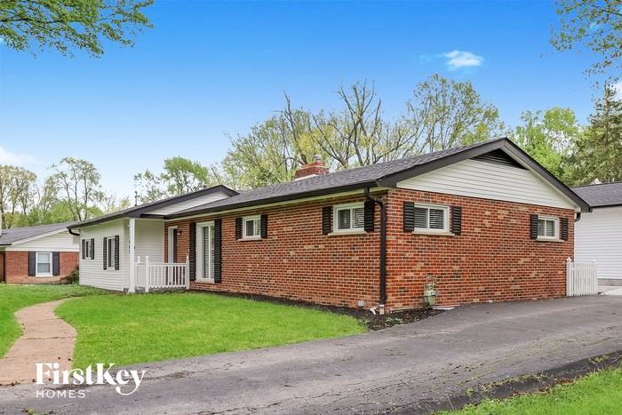 11862 Kramper Ln - Photo 2 of 15