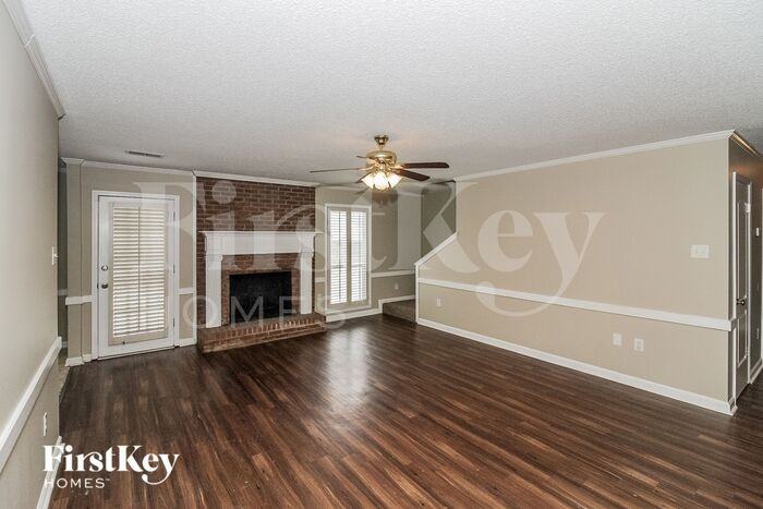 3302 Bellmont Cv - Photo 2 of 15