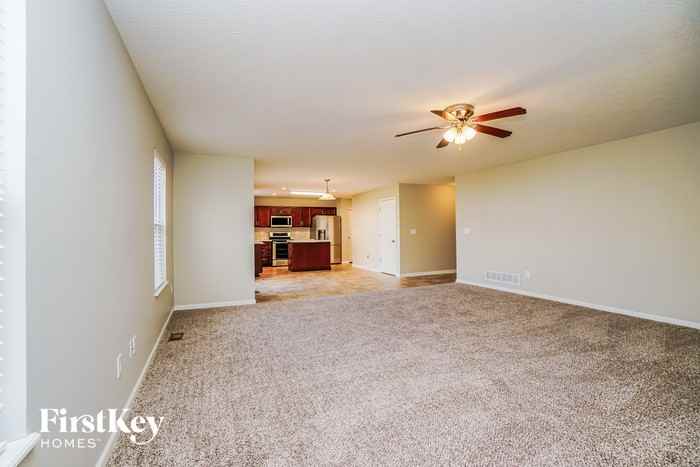 188 Red Oak Ct - Photo 2 of 15