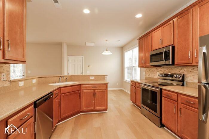 114 Red Leaf Blvd - Photo 2 of 18