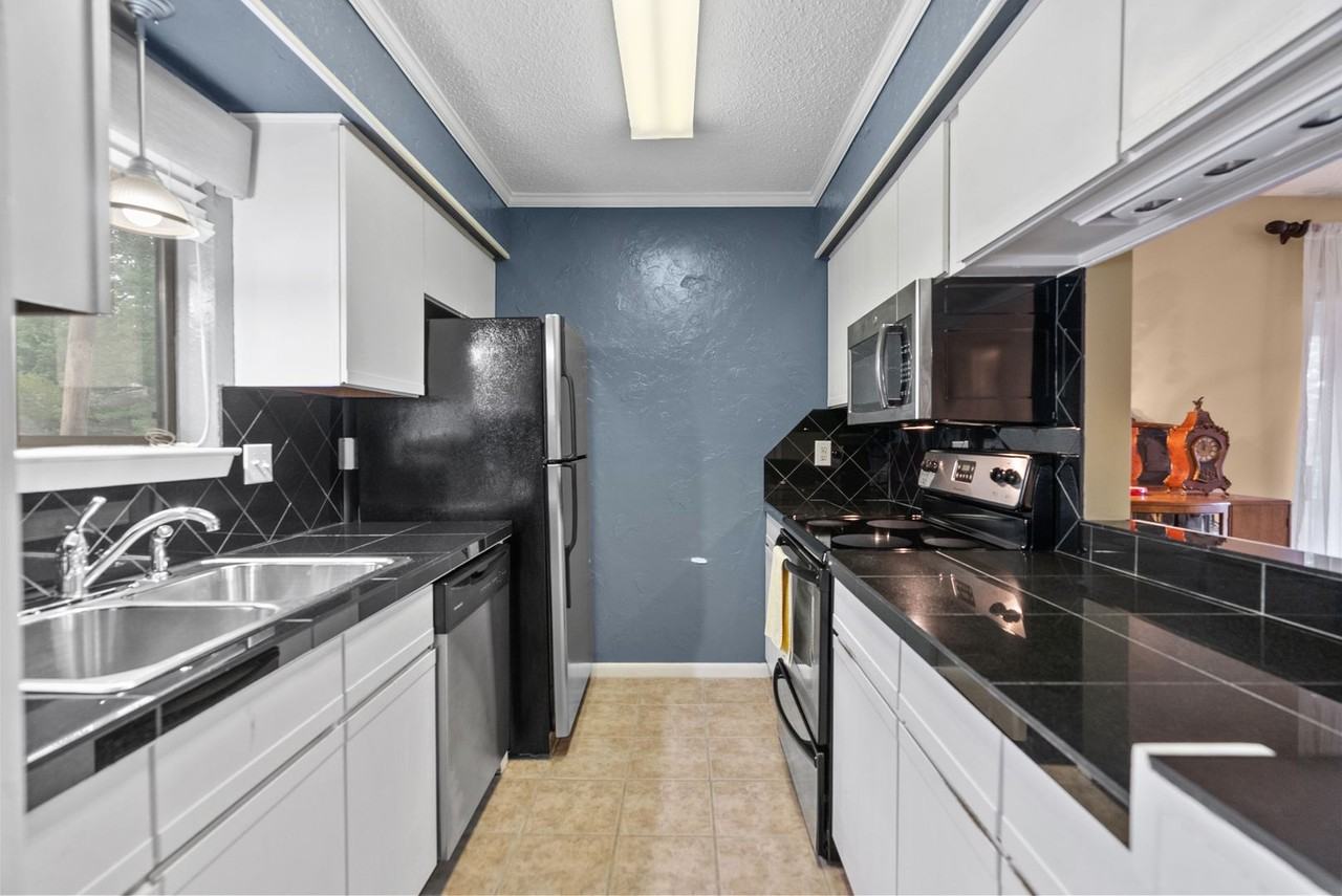1201 N Pierce St #46 - Photo 6 of 27