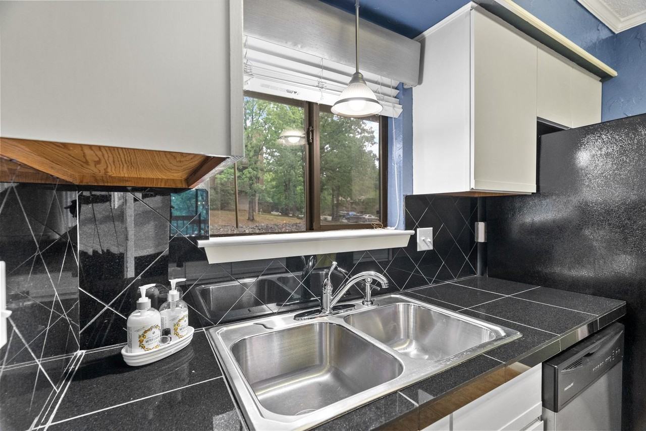 1201 N Pierce St #46 - Photo 7 of 27