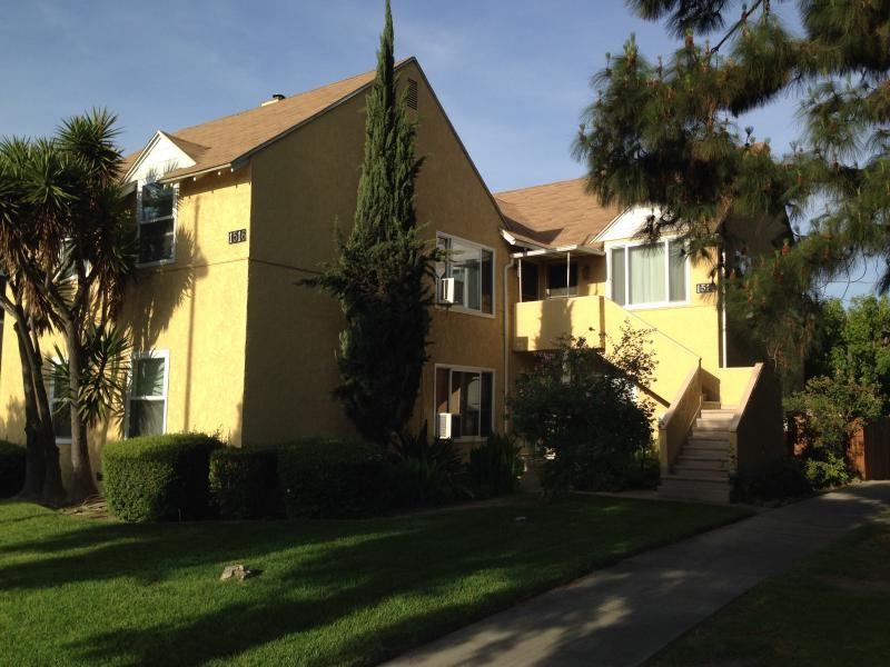 1516 North Buena Vista Street