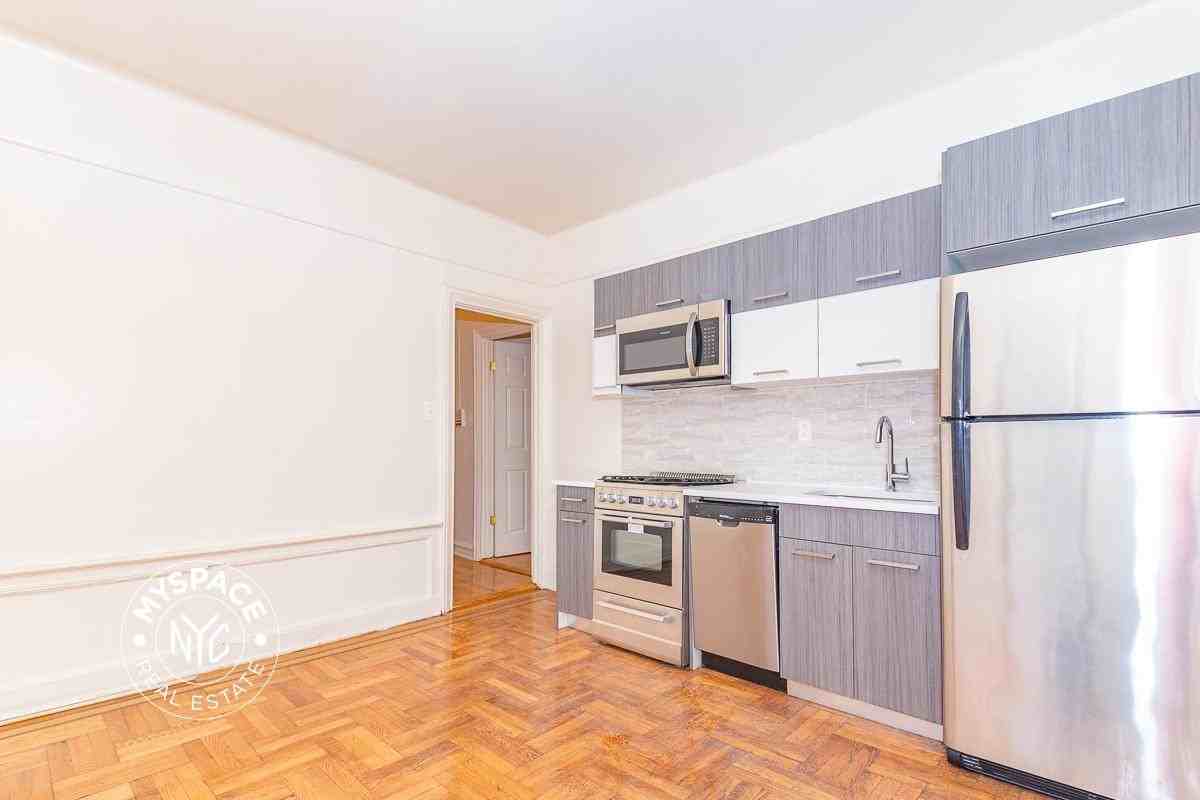 1539 Park Pl #c9 - Photo 3 of 8