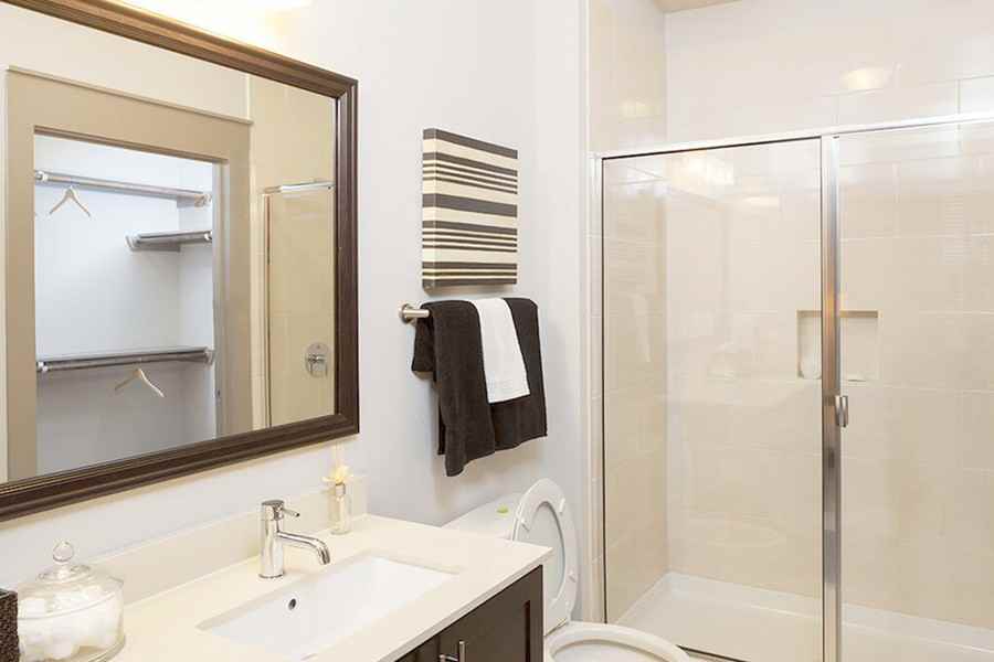 6008 6008 Maple Ave, Dallas, TX 75235, USA #74660 - Photo 6 of 7